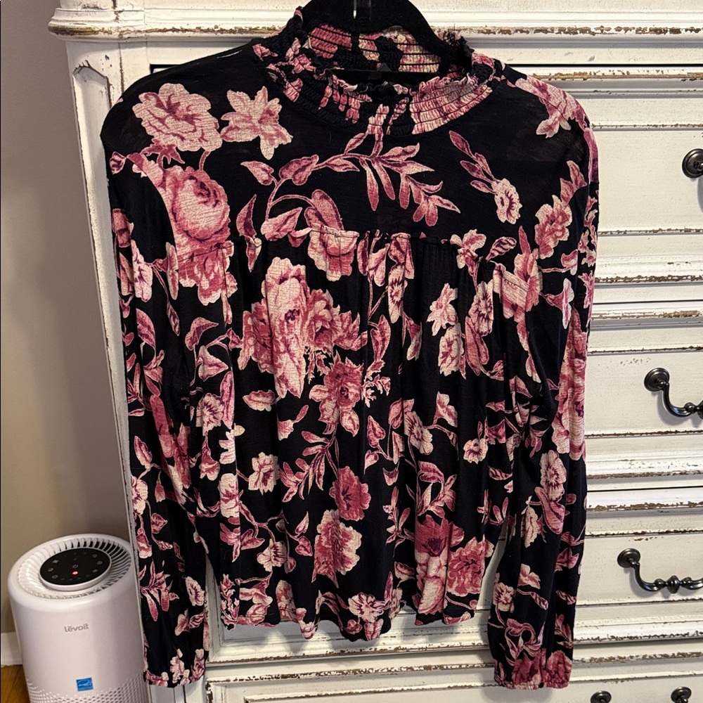 Lucky Brand Floral Black and Pink Women's Mockneck Top - Size L